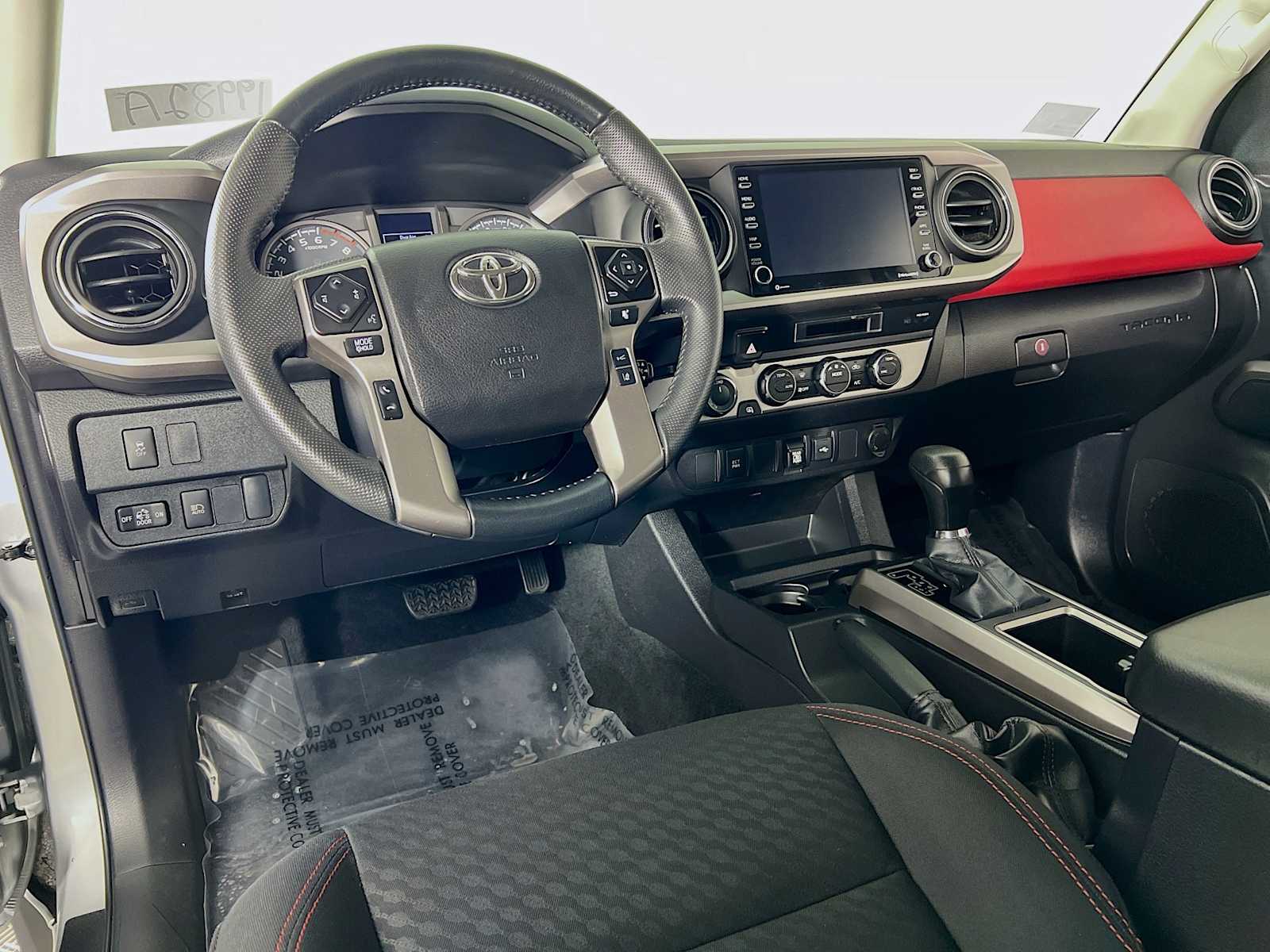 2022 Toyota Tacoma SR5 - Photo 9