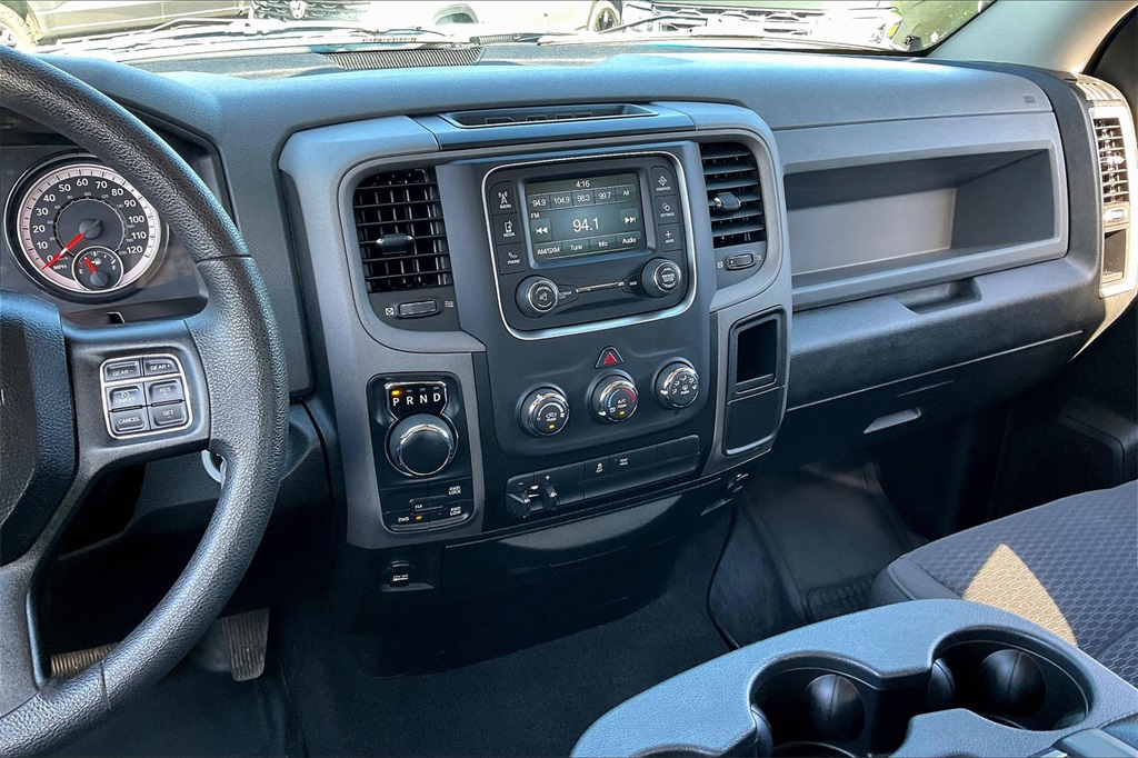 2019 Ram 1500 Classic Express - Photo 17