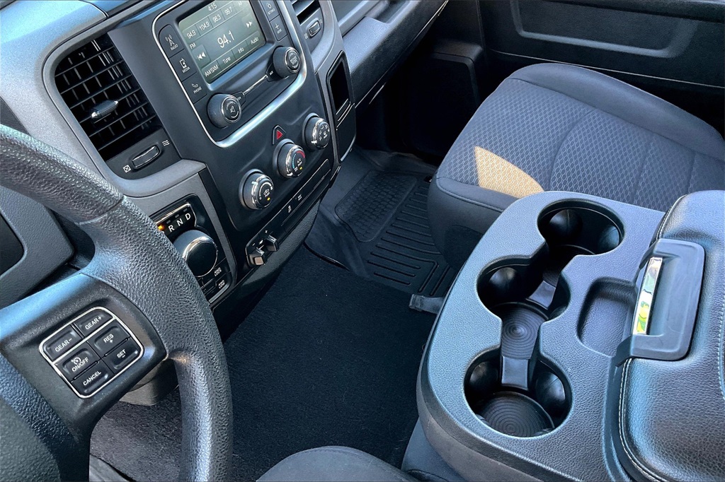 2019 Ram 1500 Classic Express - Photo 19