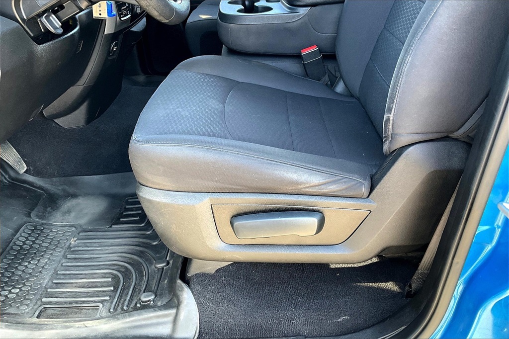 2019 Ram 1500 Classic Express - Photo 31