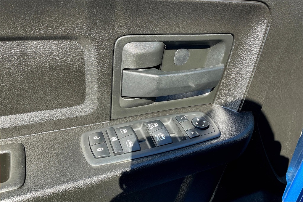 2019 Ram 1500 Classic Express - Photo 34