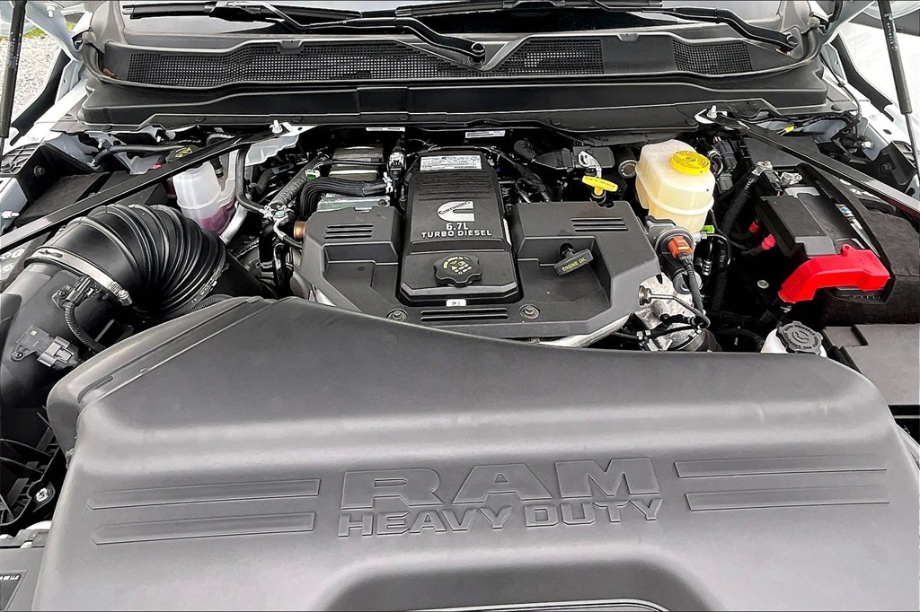 2024 Ram 3500 Tradesman - Photo 16