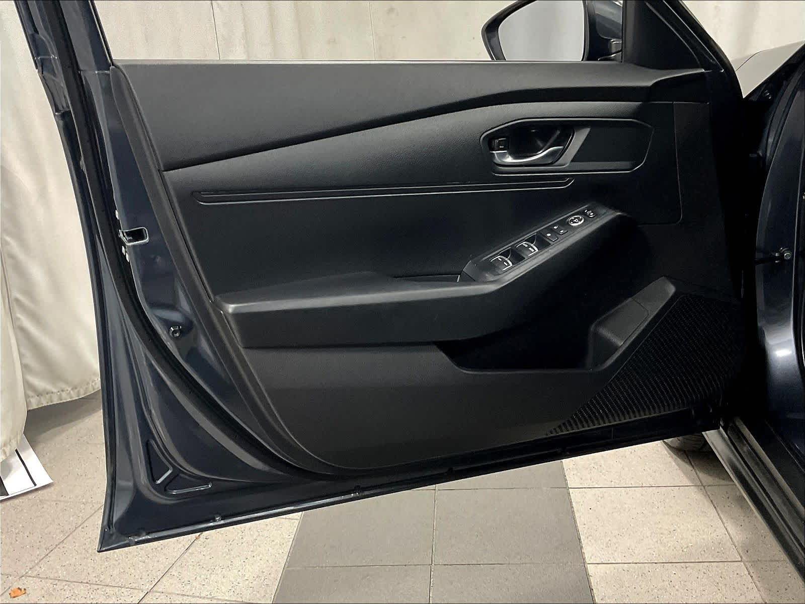 2024 Honda Accord LX - Photo 9