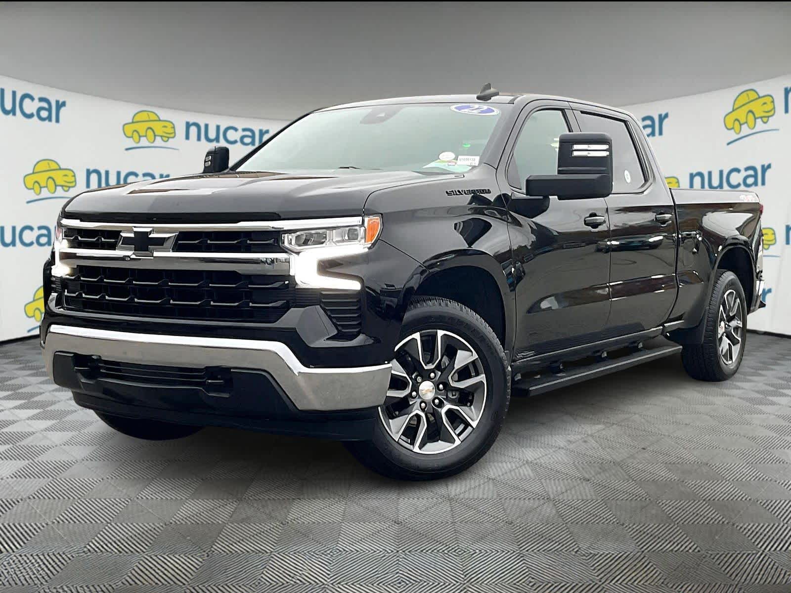 2022 Chevrolet Silverado 1500 LT - Photo 3