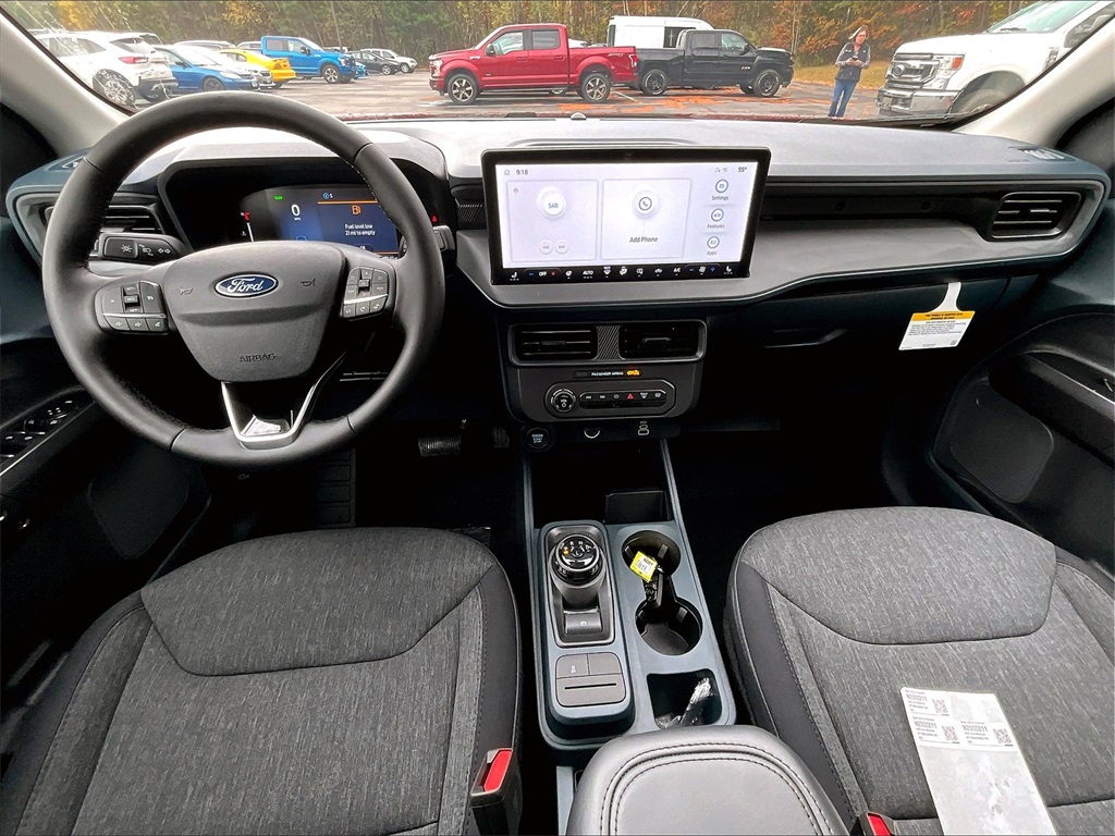 2025 Ford Maverick XLT - Photo 6