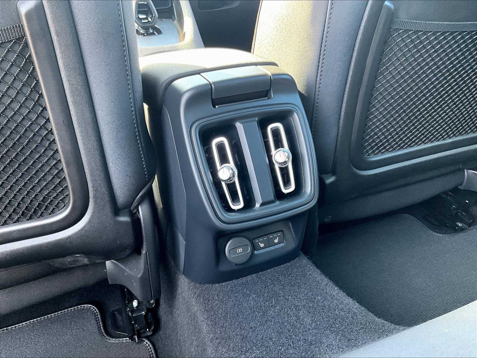 2022 Polestar 2  - Photo 27