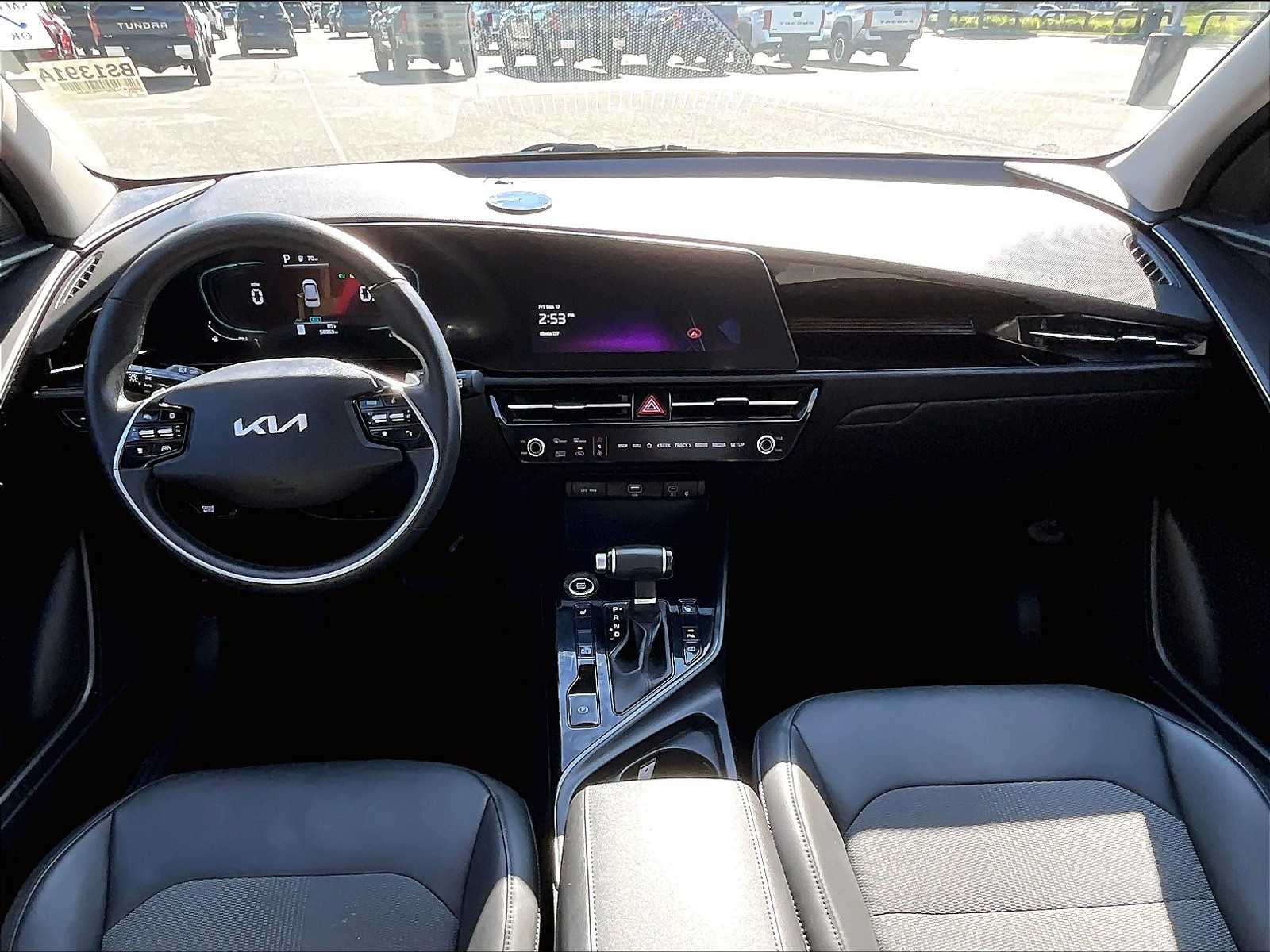 2023 Kia Niro EX - Photo 21
