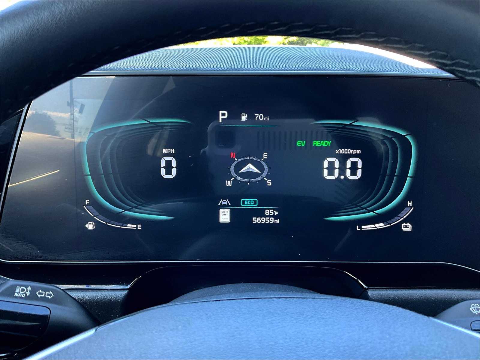 2023 Kia Niro EX - Photo 25
