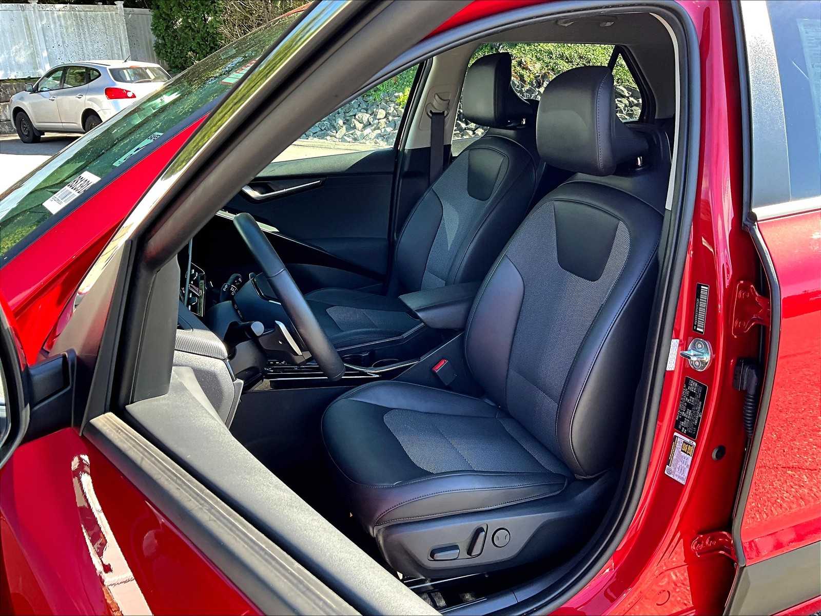 2023 Kia Niro EX - Photo 10