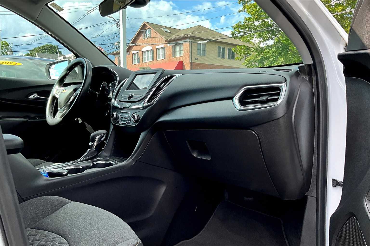 2022 Chevrolet Equinox LT - Photo 14