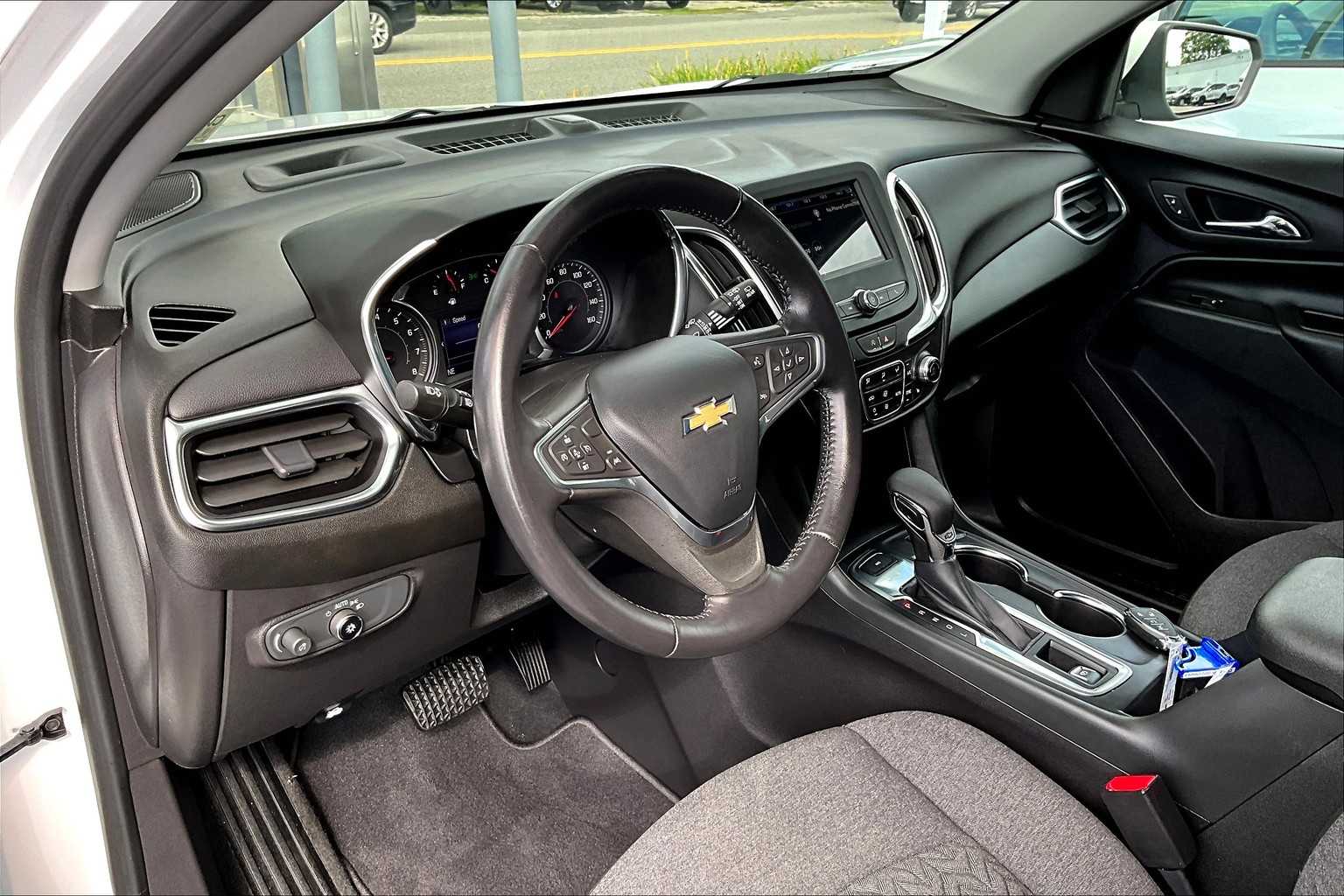 2022 Chevrolet Equinox LT - Photo 8