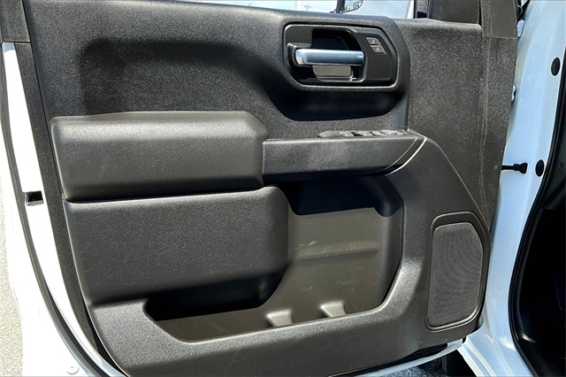 2022 Chevrolet Silverado 1500 LTD Custom - Photo 9