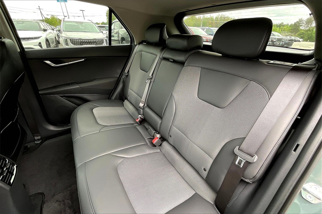 2025 Kia Niro EV Wind - Photo 15