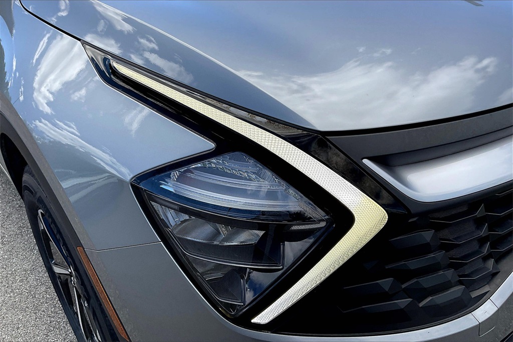 2023 Kia Sportage Hybrid LX - Photo 27