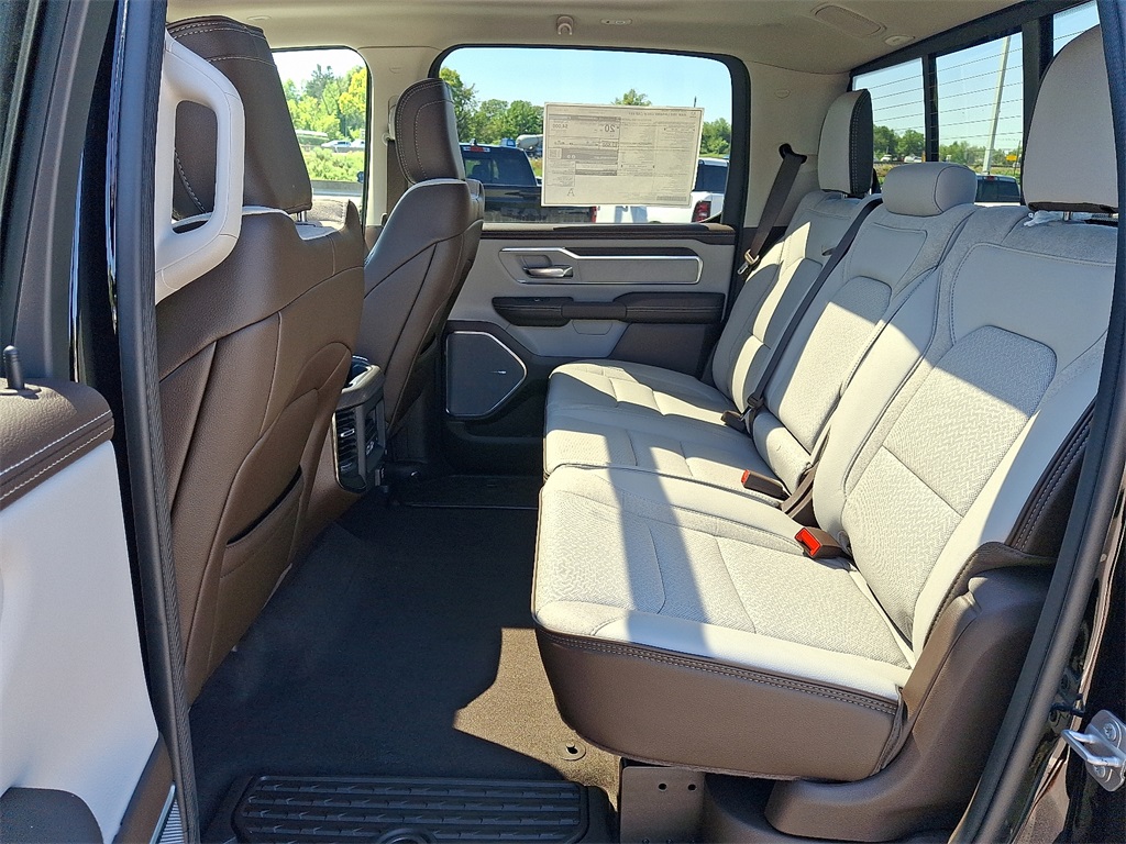 2026 Ram 1500 Laramie - Photo 6