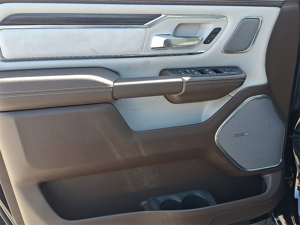 2026 Ram 1500 Laramie - Photo 8