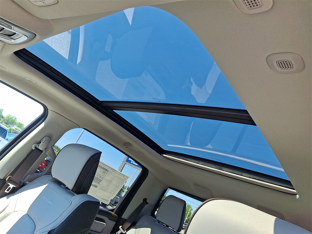 2026 Ram 1500 Laramie - Photo 10