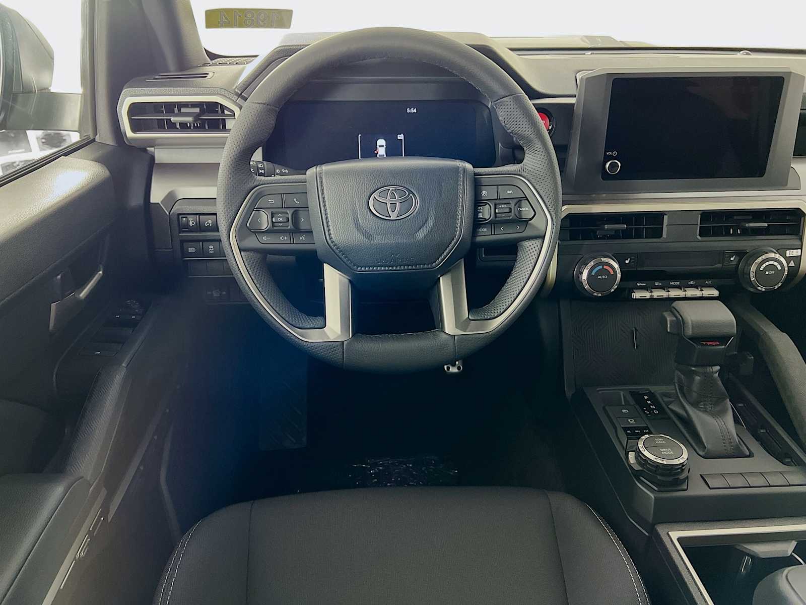 2025 Toyota Tacoma TRD Sport - Photo 14