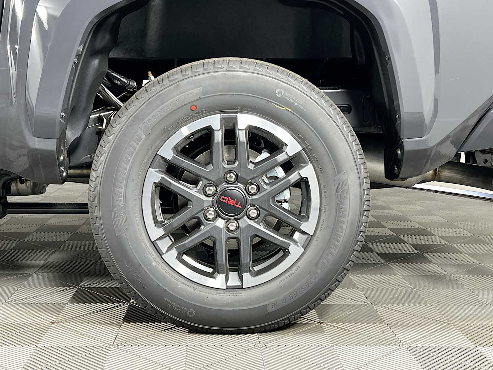 2025 Toyota Tacoma TRD Sport - Photo 18