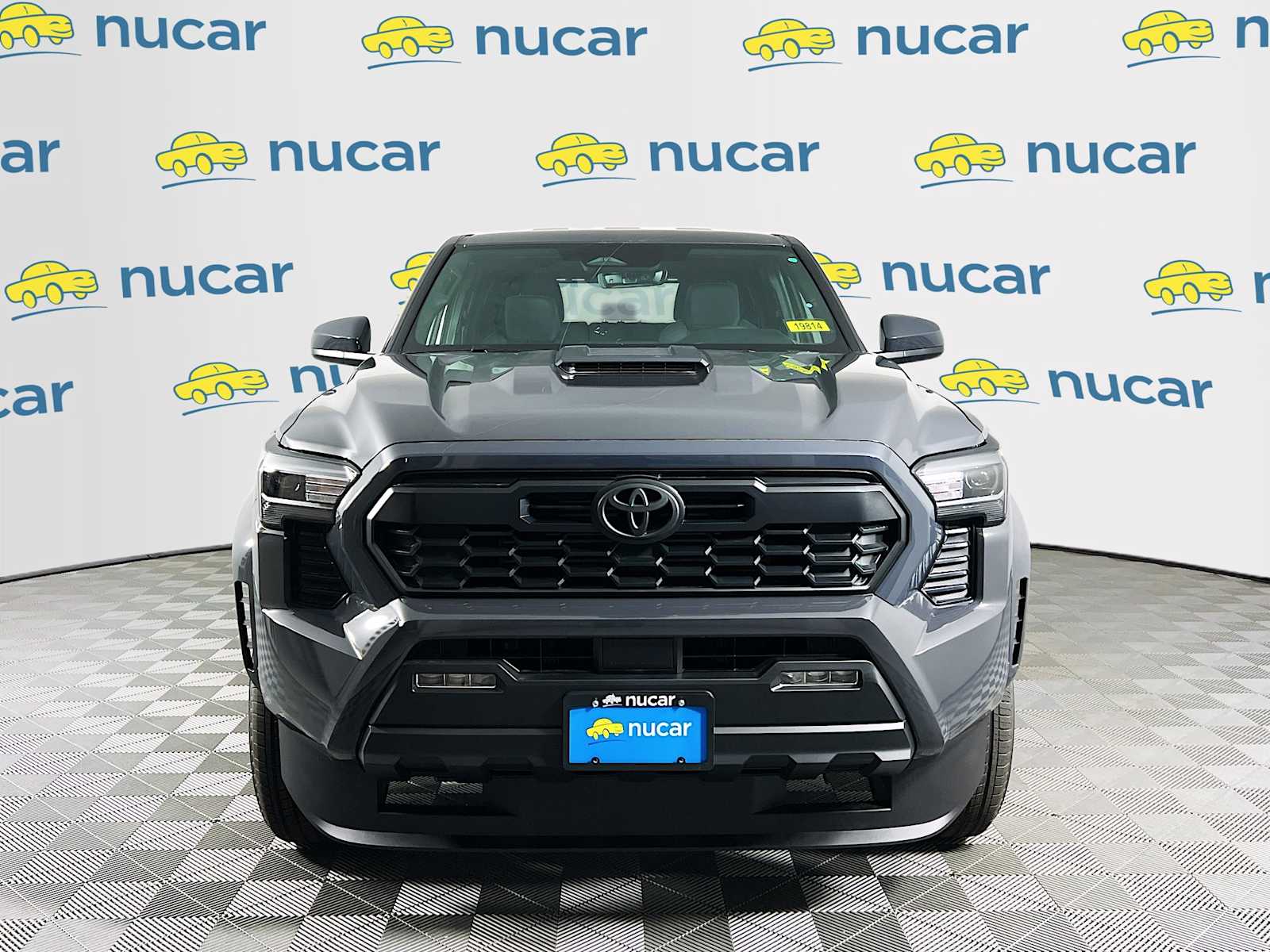2025 Toyota Tacoma TRD Sport - Photo 2