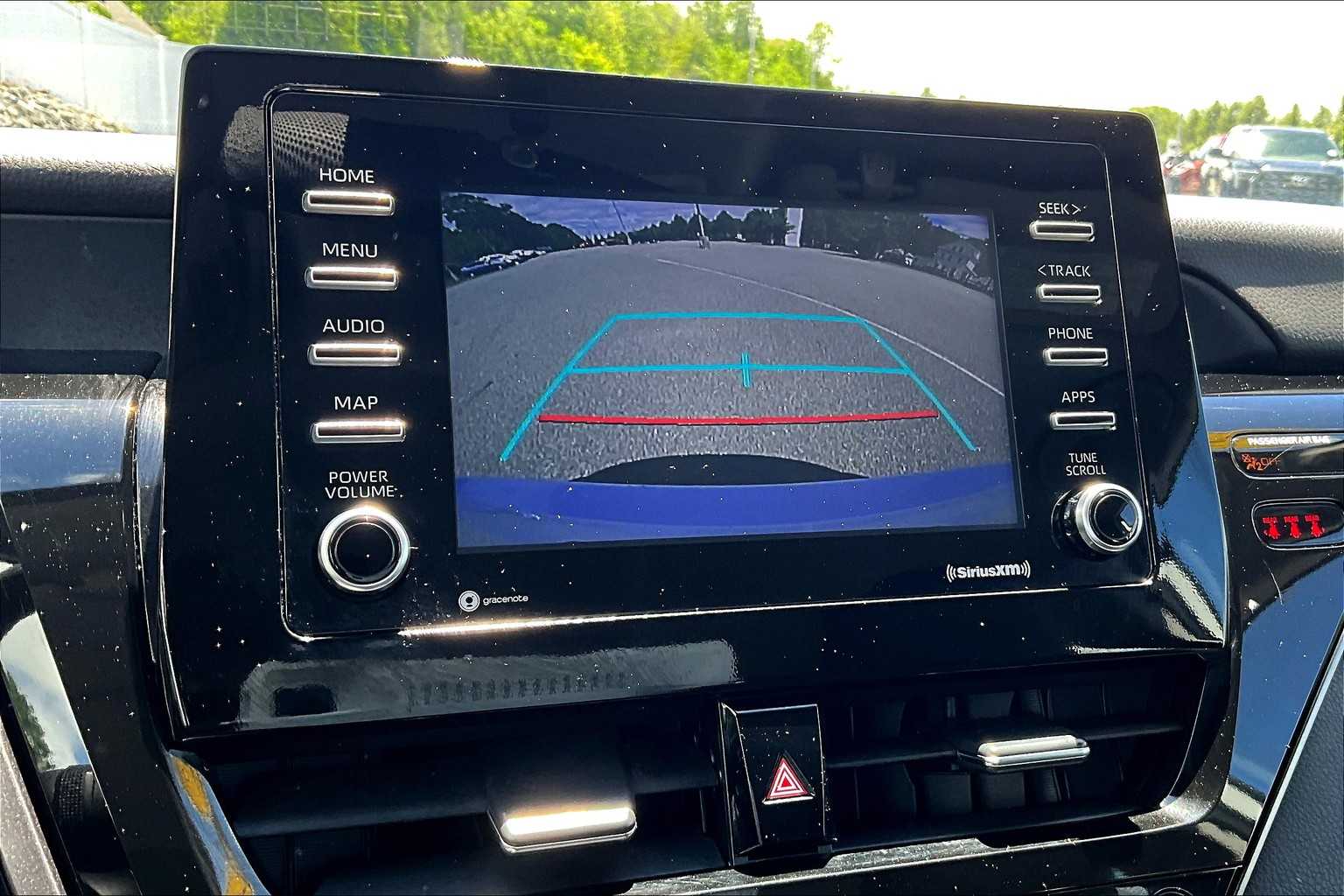 2023 Toyota Camry SE - Photo 19