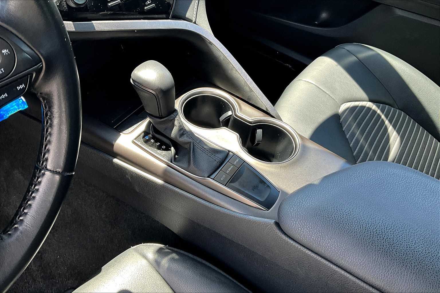 2023 Toyota Camry SE - Photo 20