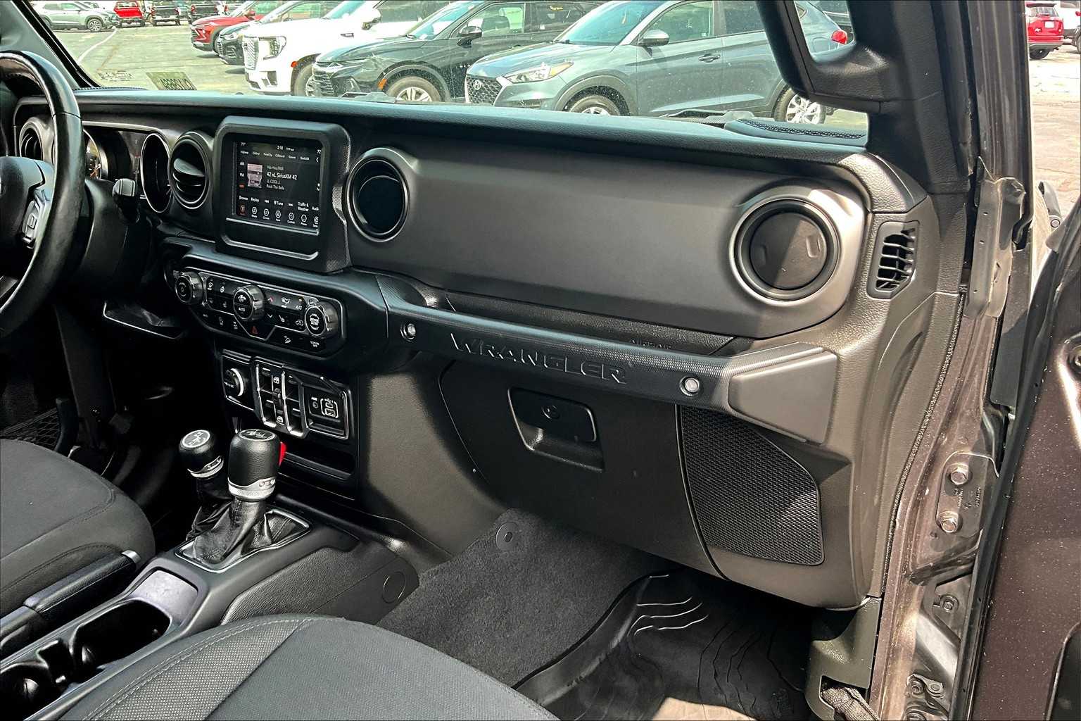 2021 Jeep Wrangler Unlimited Willys - Photo 13
