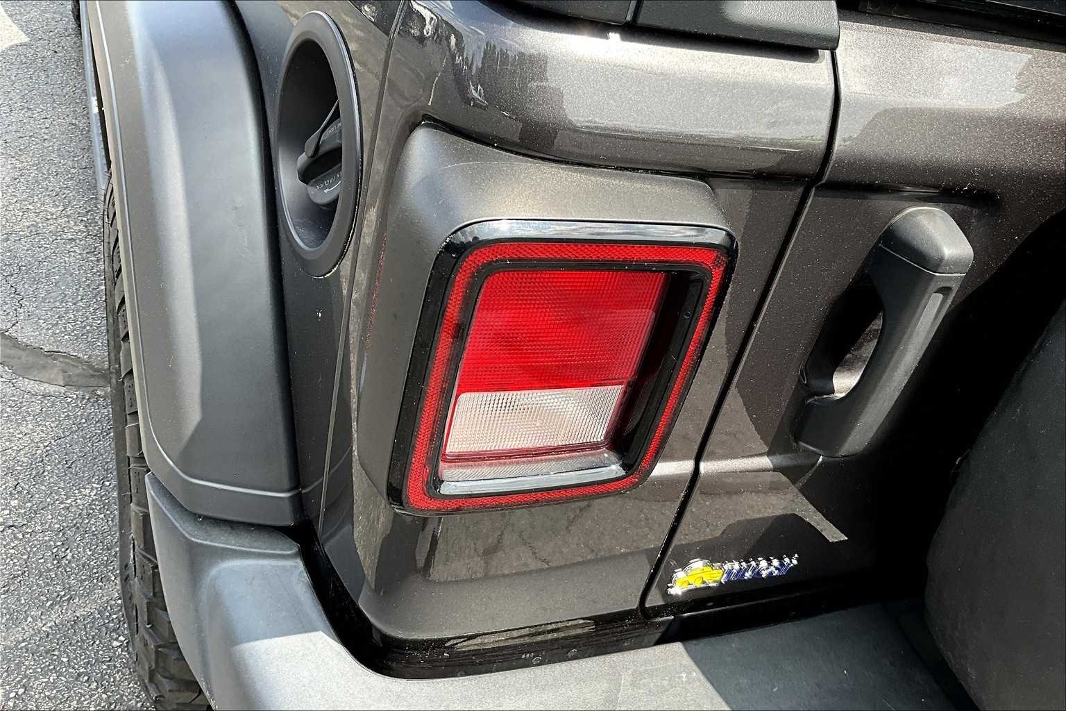2021 Jeep Wrangler Unlimited Willys - Photo 30