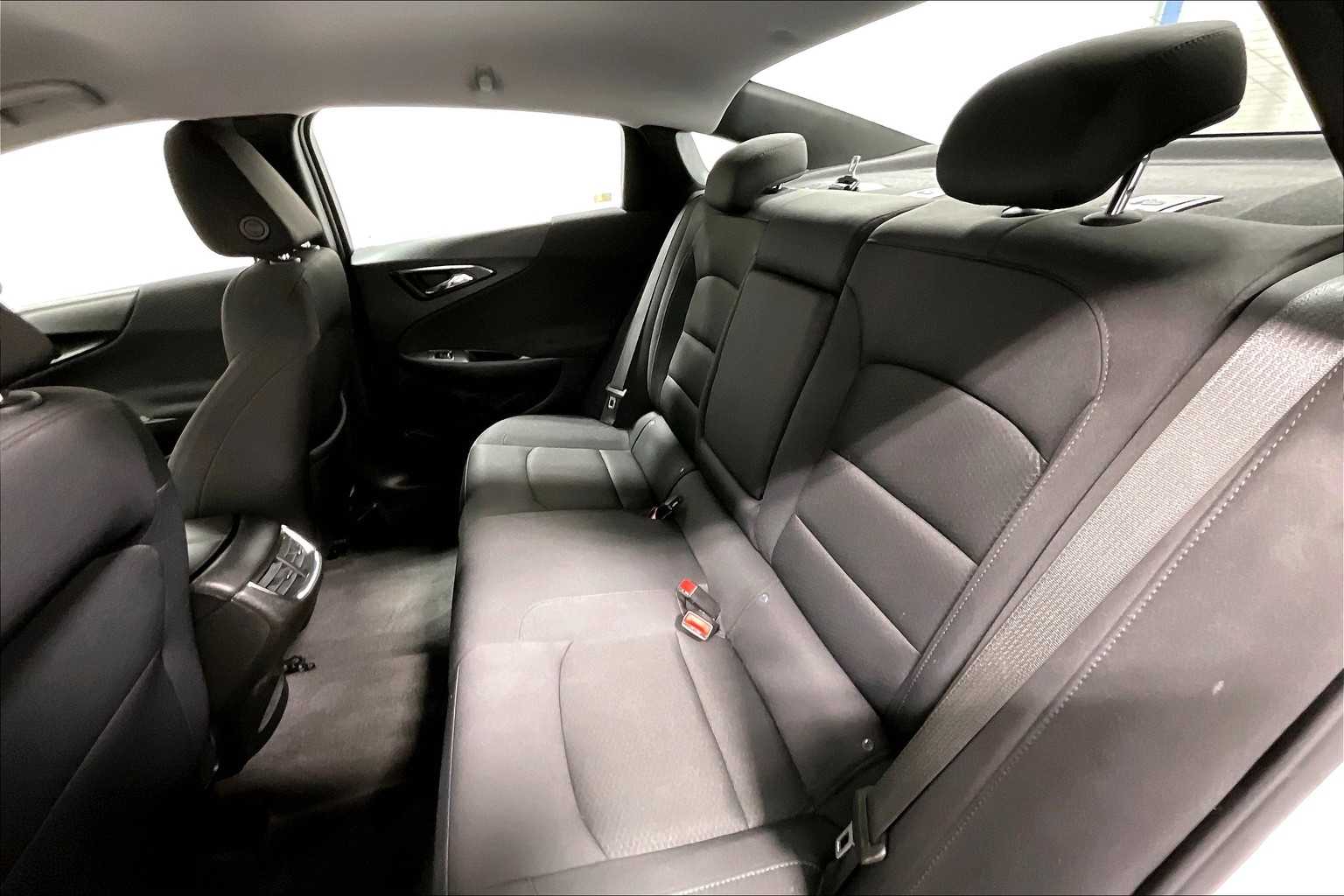 2024 Chevrolet Malibu LT - Photo 15
