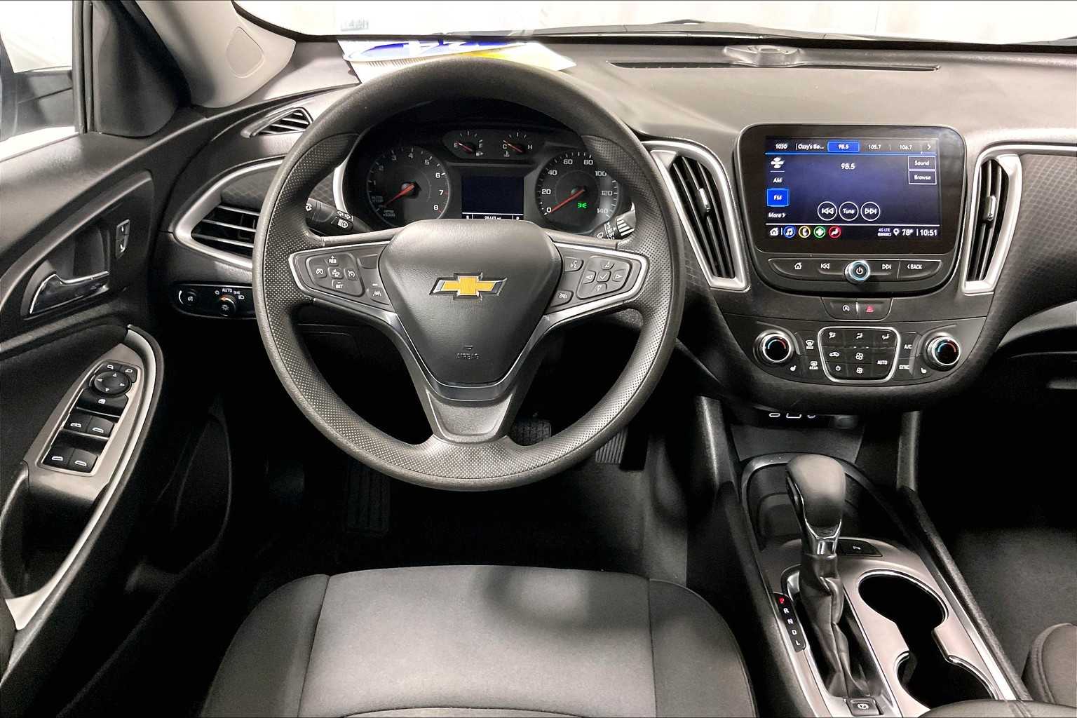 2024 Chevrolet Malibu LT - Photo 17
