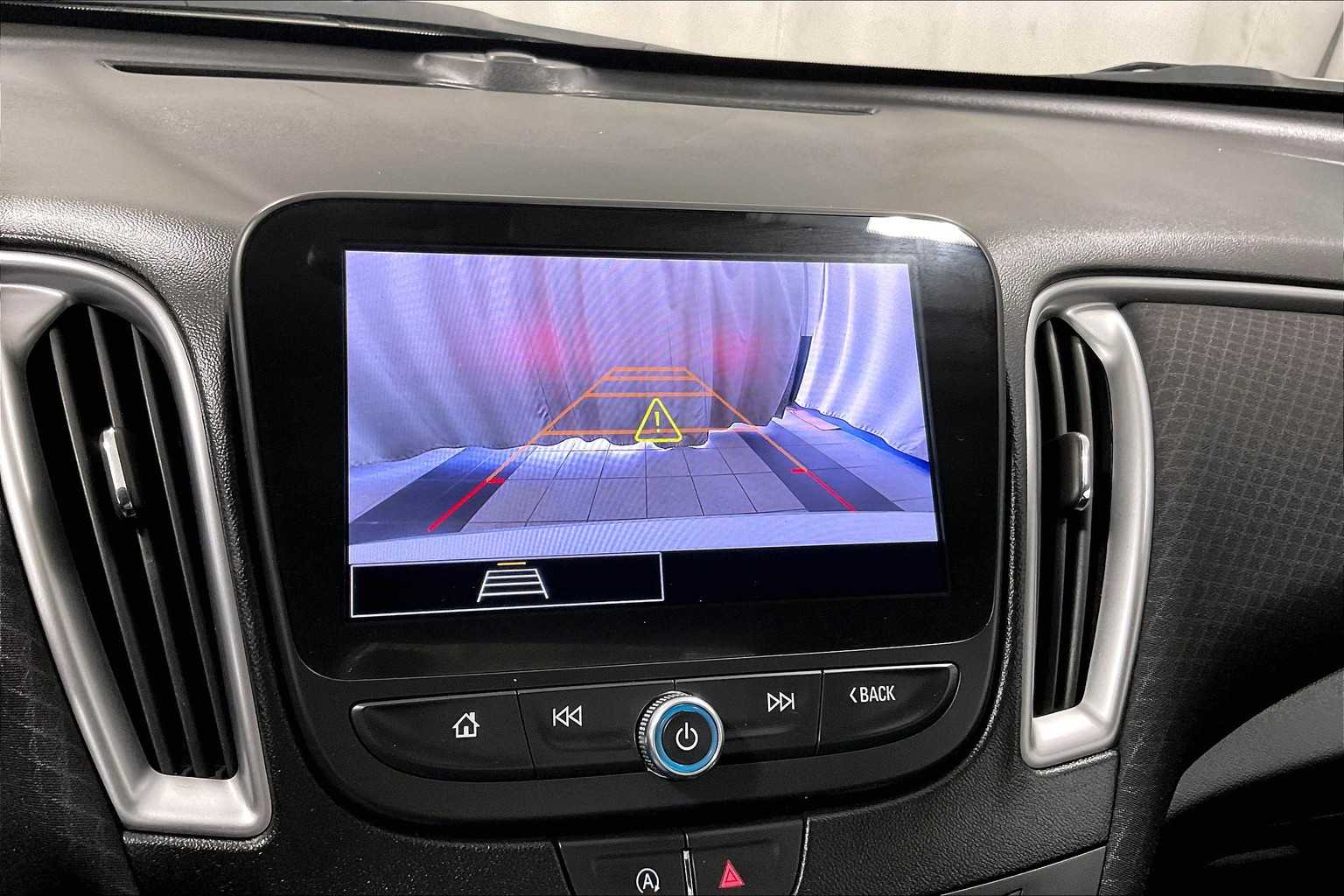 2024 Chevrolet Malibu LT - Photo 19