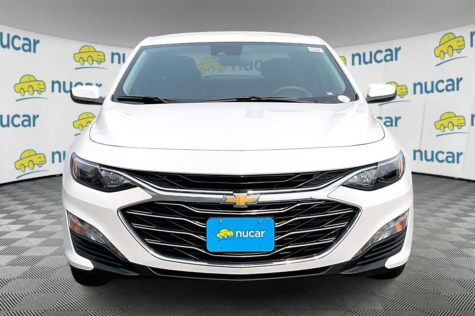 2024 Chevrolet Malibu LT - Photo 2