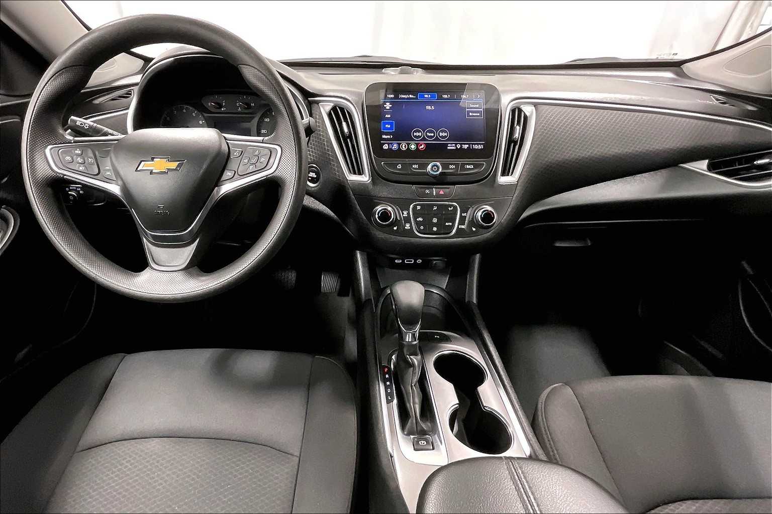 2024 Chevrolet Malibu LT - Photo 21