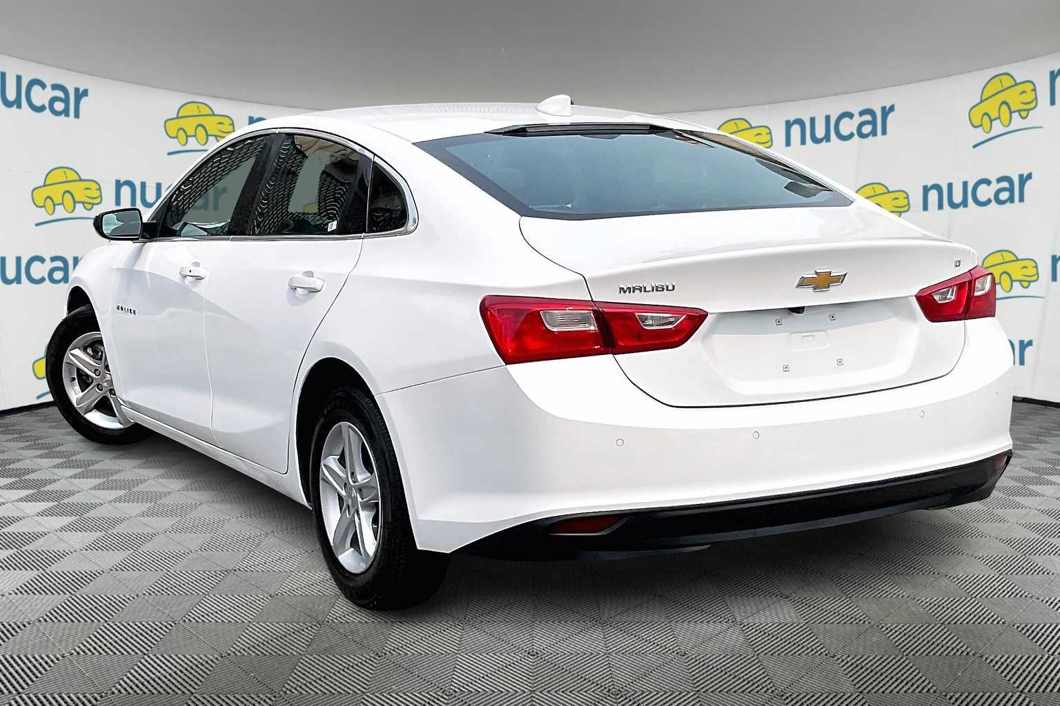 2024 Chevrolet Malibu LT - Photo 4