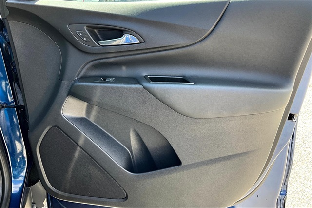 2022 Chevrolet Equinox LT - Photo 12