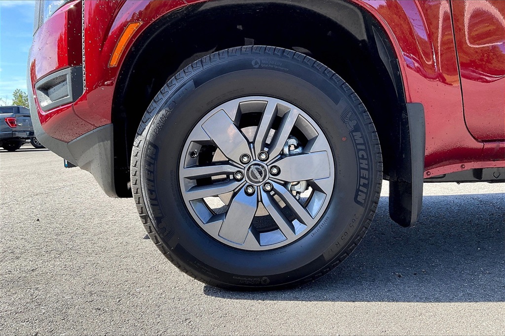 2025 Nissan Frontier SV - Photo 22
