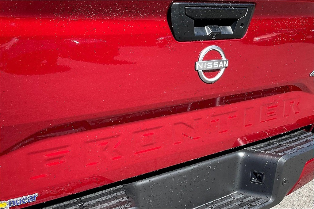 2025 Nissan Frontier SV - Photo 28