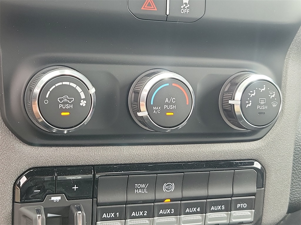 2024 Ram 4500HD Tradesman - Photo 14