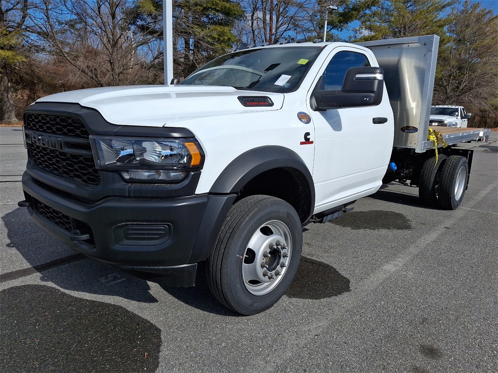 2024 Ram 4500HD Tradesman - Photo 3