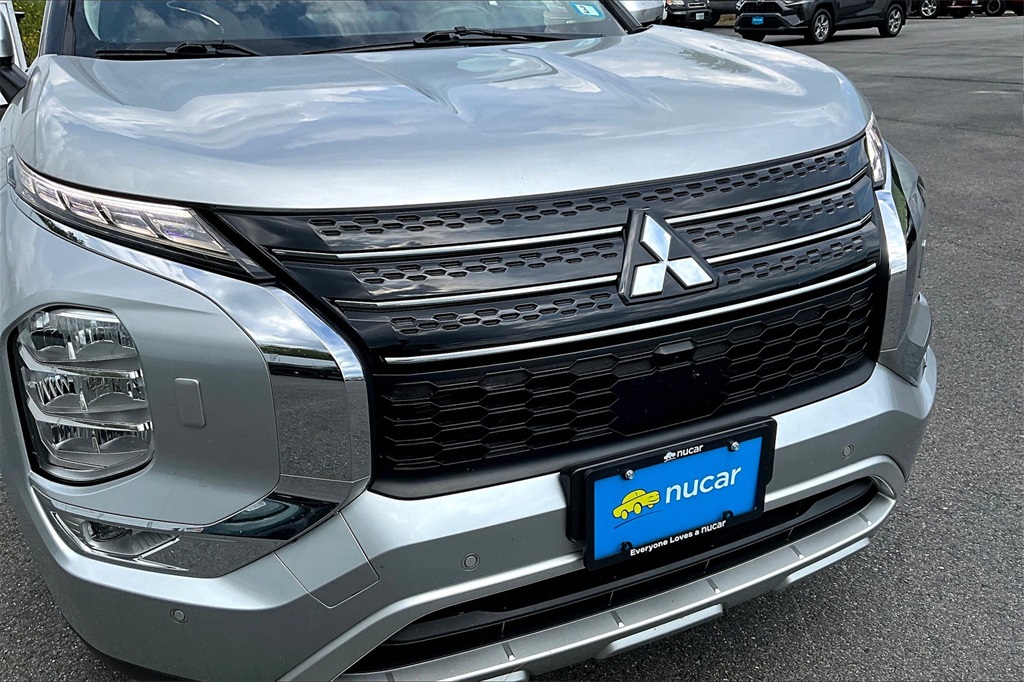2023 Mitsubishi Outlander SE - Photo 31