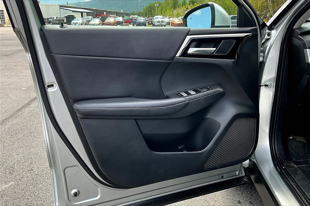 2023 Mitsubishi Outlander SE - Photo 9