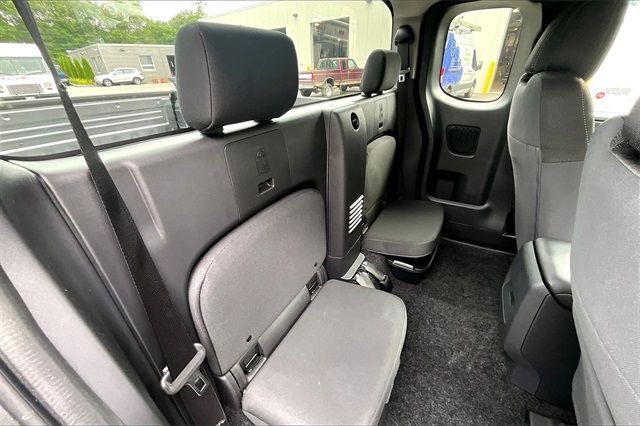 2025 Nissan Frontier SV - Photo 22