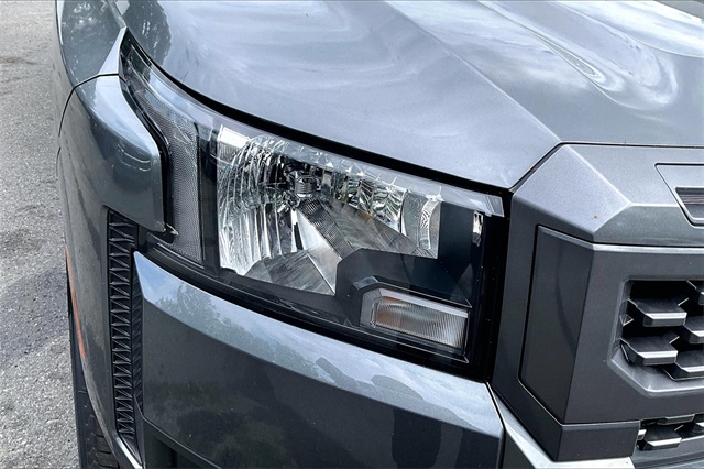 2025 Nissan Frontier SV - Photo 31