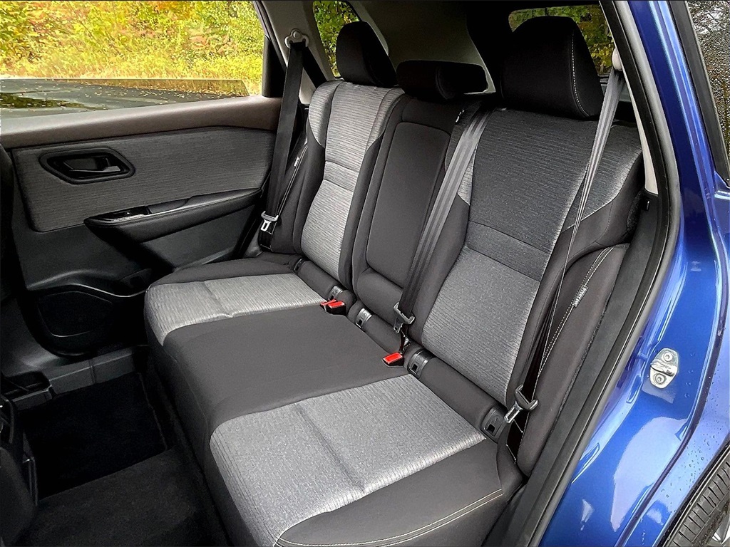 2021 Nissan Rogue S - Photo 24