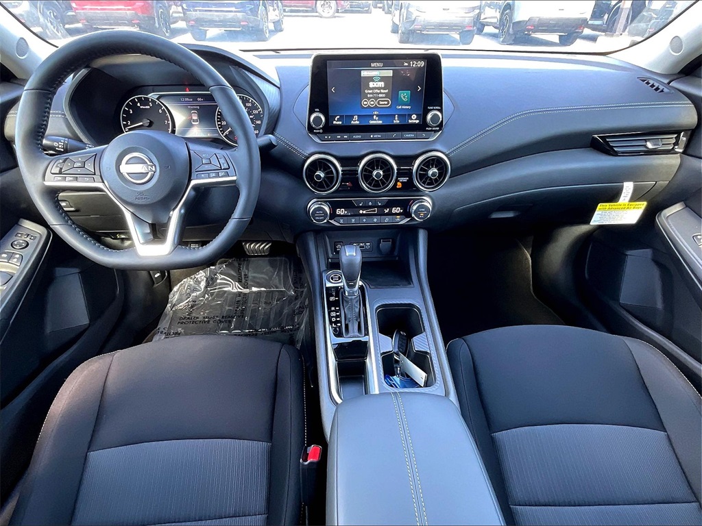 2025 Nissan Sentra SV - Photo 12
