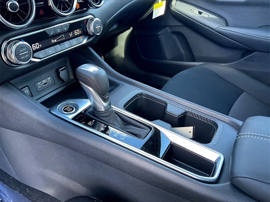 2025 Nissan Sentra SV - Photo 14
