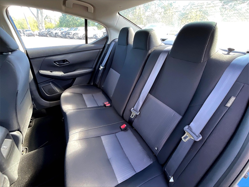 2025 Nissan Sentra SV - Photo 15