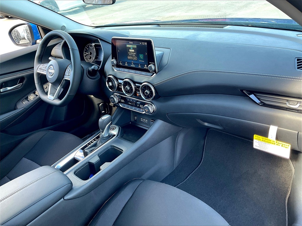 2025 Nissan Sentra SV - Photo 10