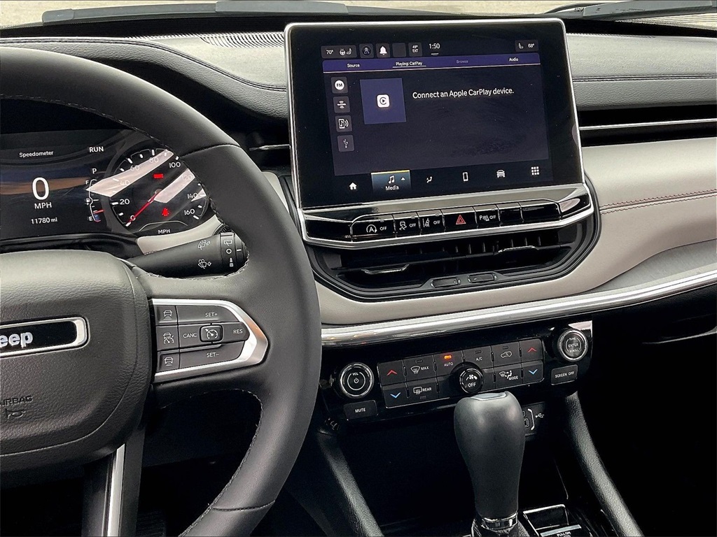 2024 Jeep Compass Limited - Photo 17