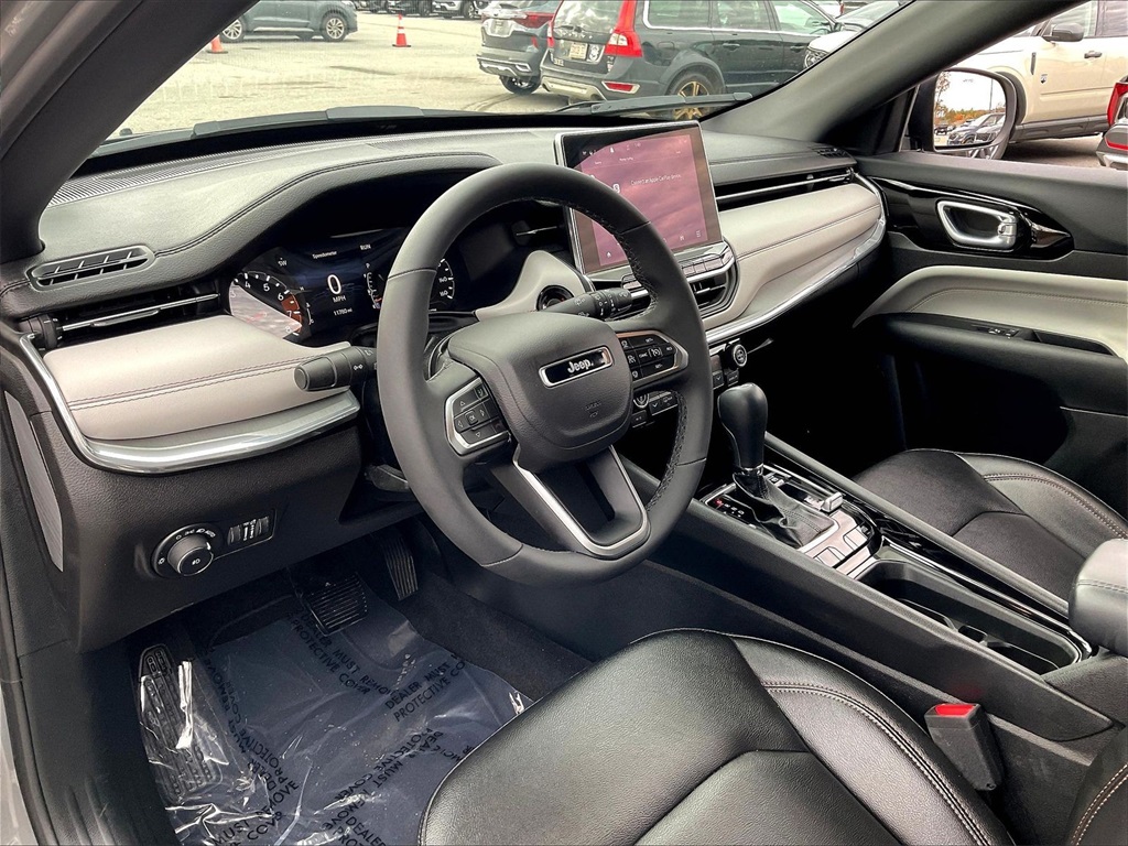 2024 Jeep Compass Limited - Photo 8